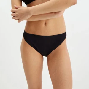 New Bikinitruse Dame Kapsel