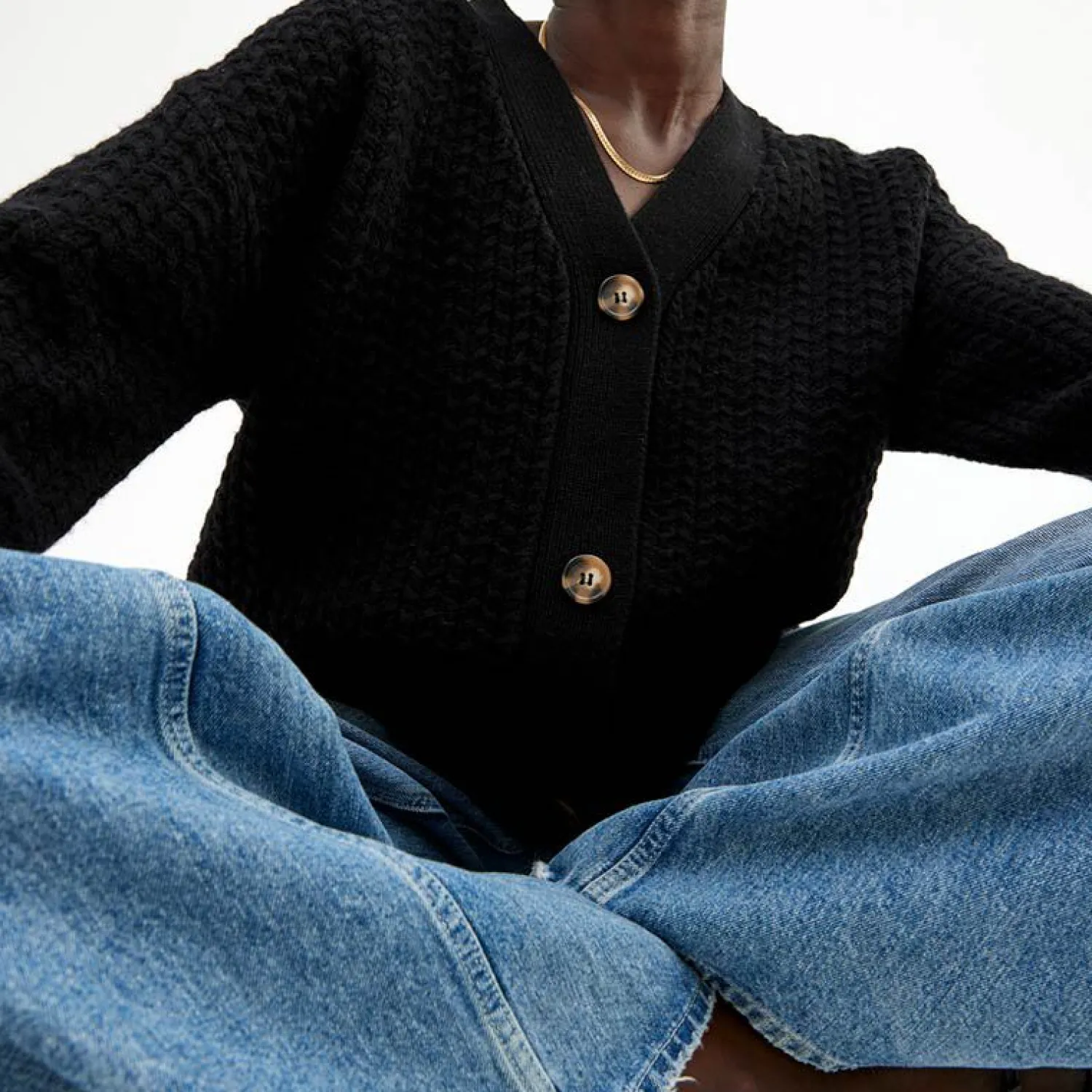 cardigan_med_struktur_2-1.webp Best Sale Cardigan Med Struktur Dame Kapsel
