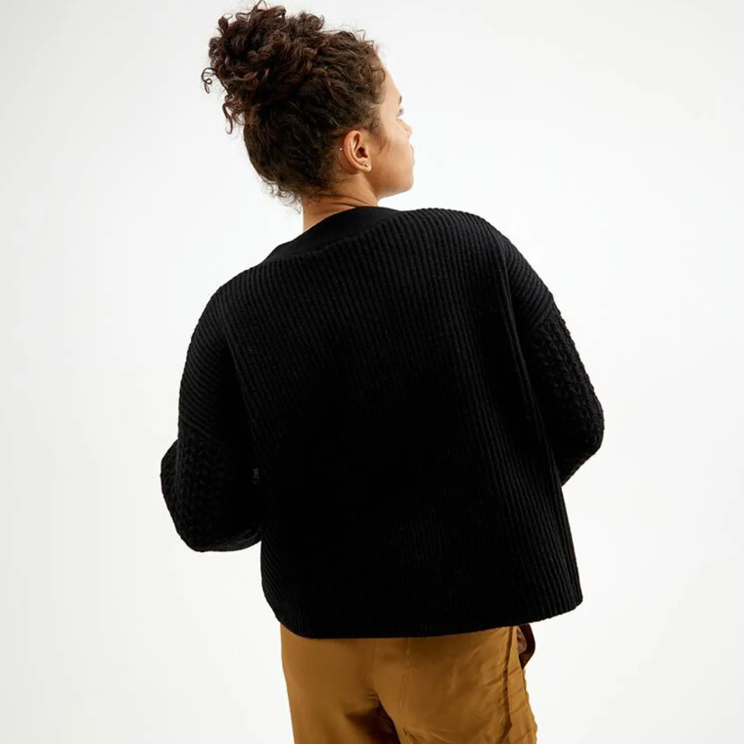 cardigan_med_struktur_5-1.webp Best Sale Cardigan Med Struktur Dame Kapsel