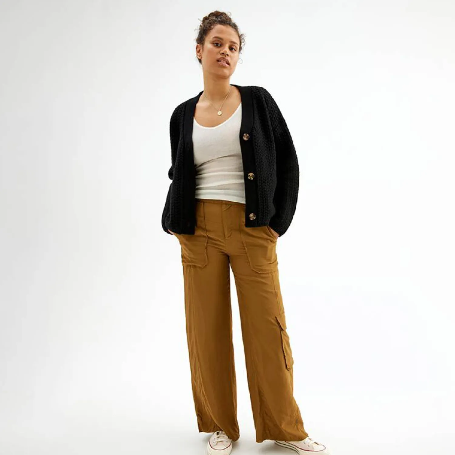 cardigan_med_struktur_8-1.webp Best Sale Cardigan Med Struktur Dame Kapsel