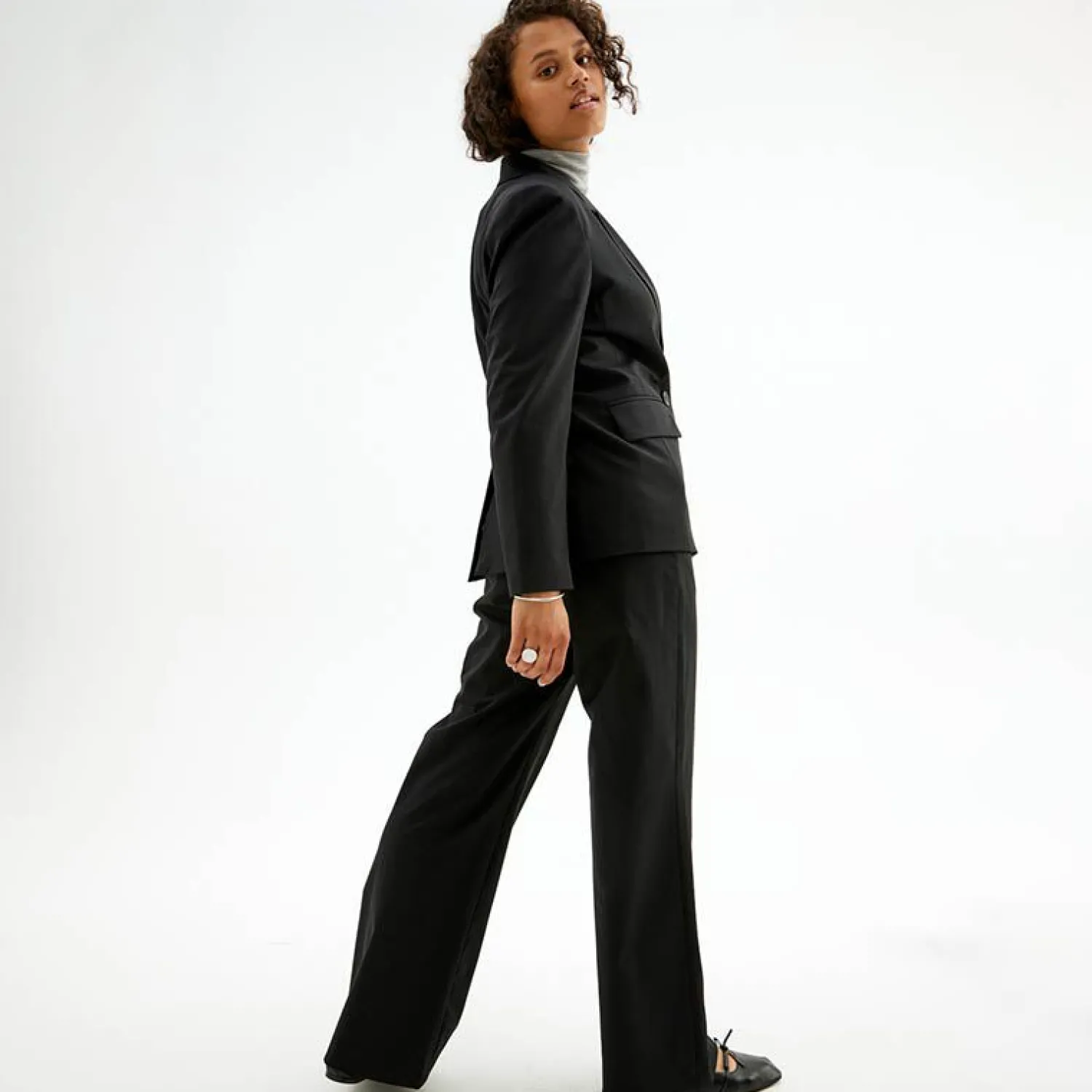 dressbukse_1.webp Shop Dressbukse Dame Kapsel