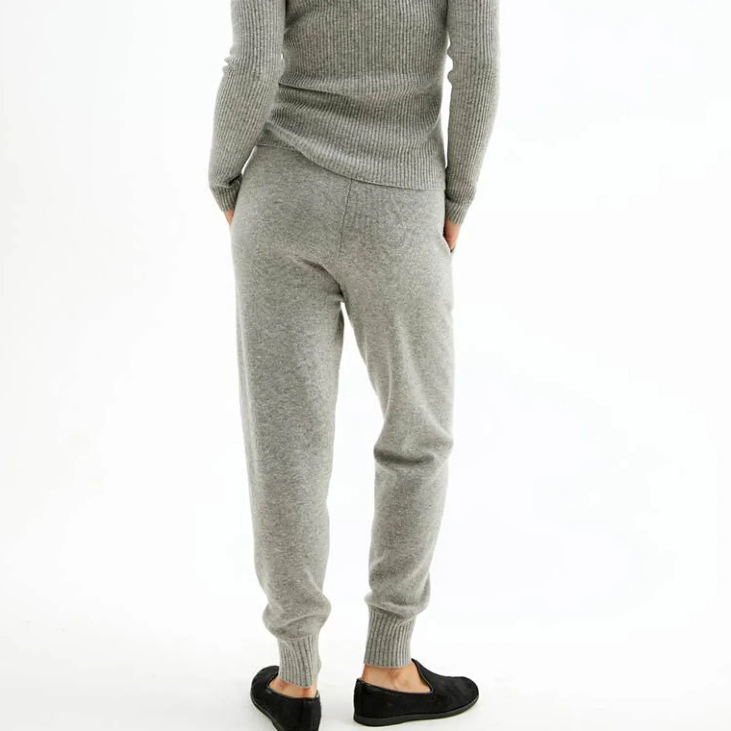 joggers_i_ull_2-3.webp Outlet Joggers I Ull Dame Underdeler