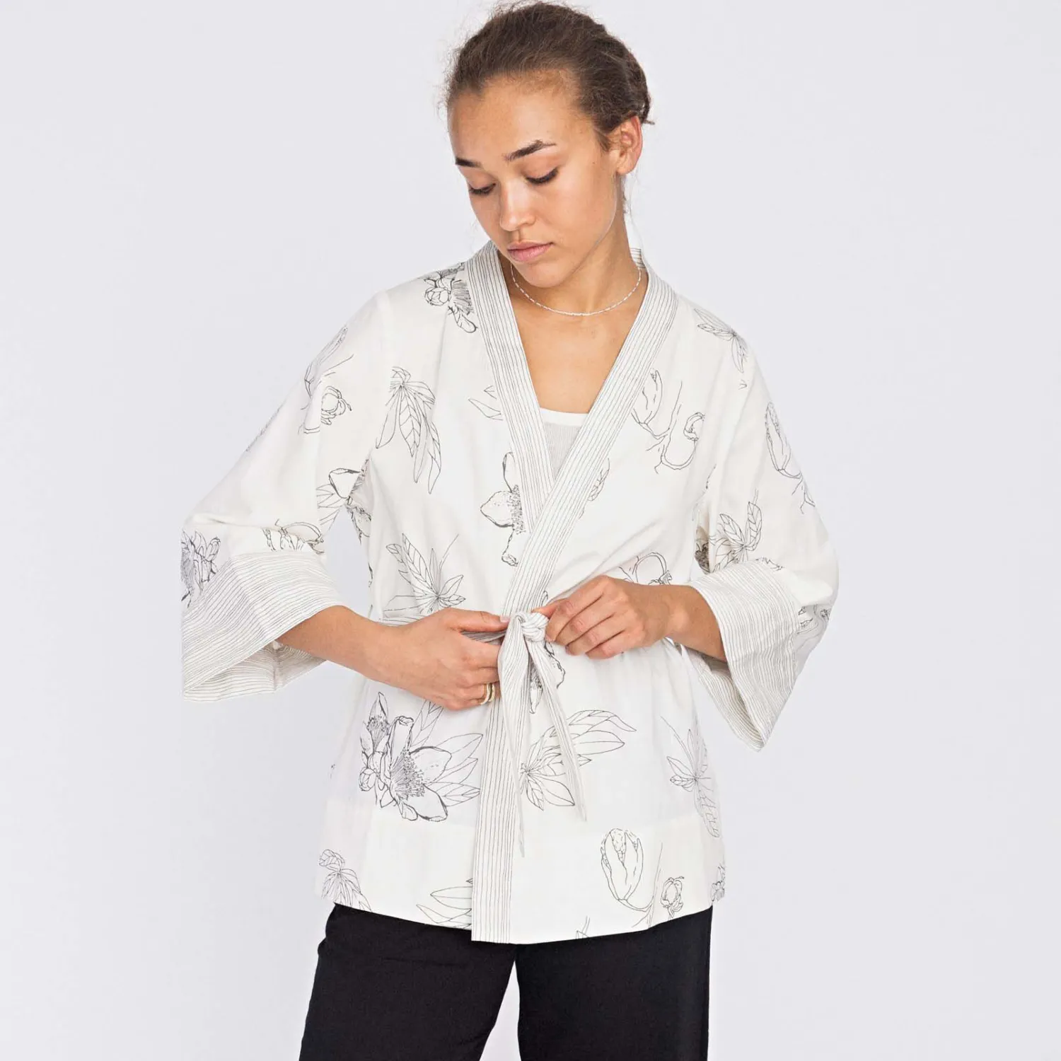 loungewear_kimono_0-2.webp Shop Loungewear Kimono Dame Loungewear