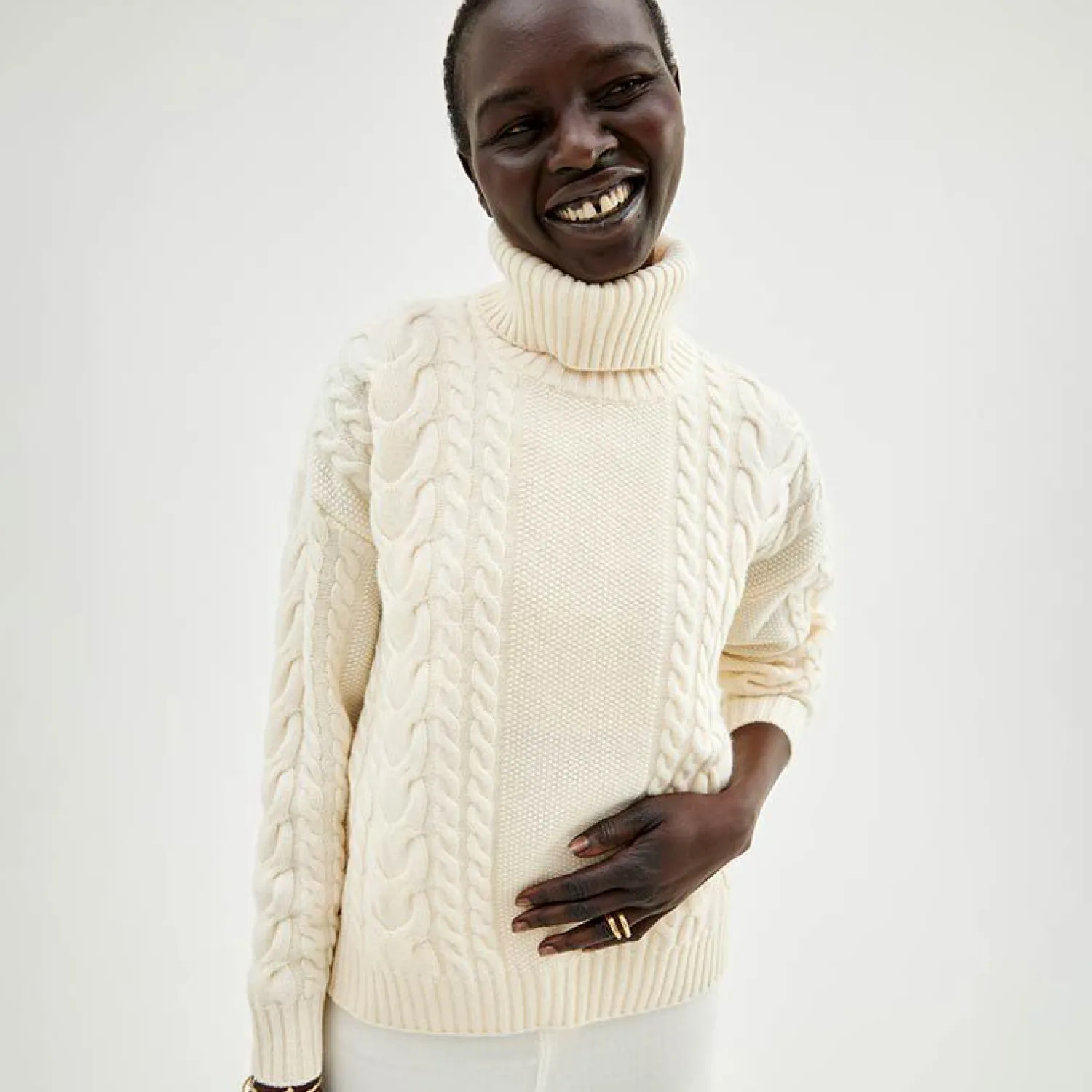 oversized_flettestrikket__8-2.webp New Oversized Flettestrikket Genser I Ull Dame Sommerull