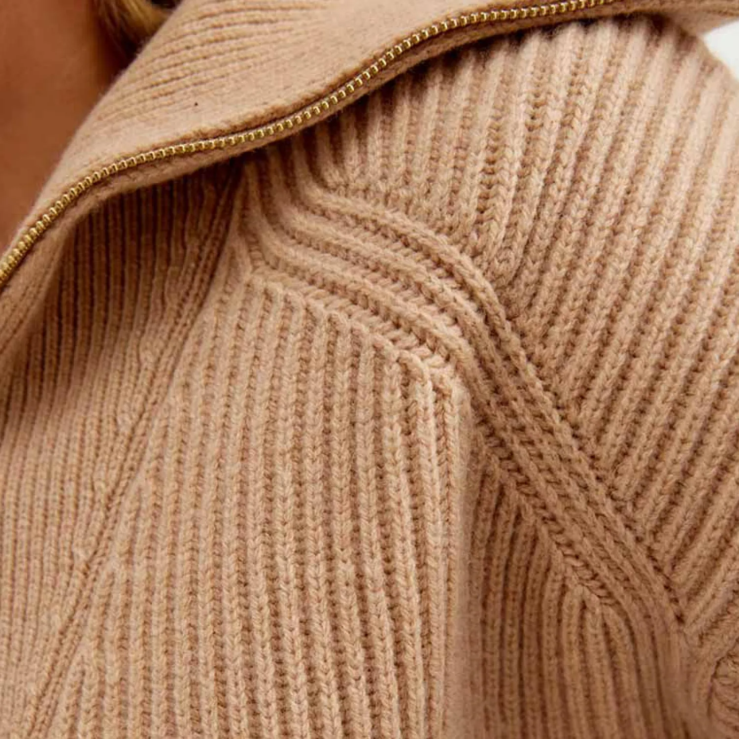 turtleneck_zip_janka_poll_8-3.webp Cheap Turtleneck Zip Janka Polliani X Dame Overdeler